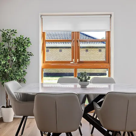 South Oasis Apartment *