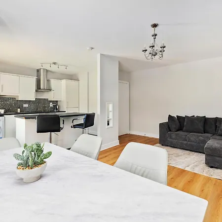 South Oasis Apartment